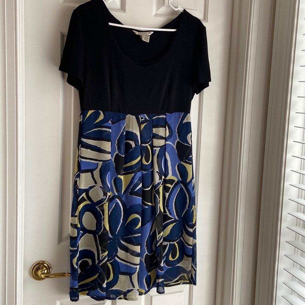 Studio AA Soft Short Sleeve Dress with Pleated Print Bottom